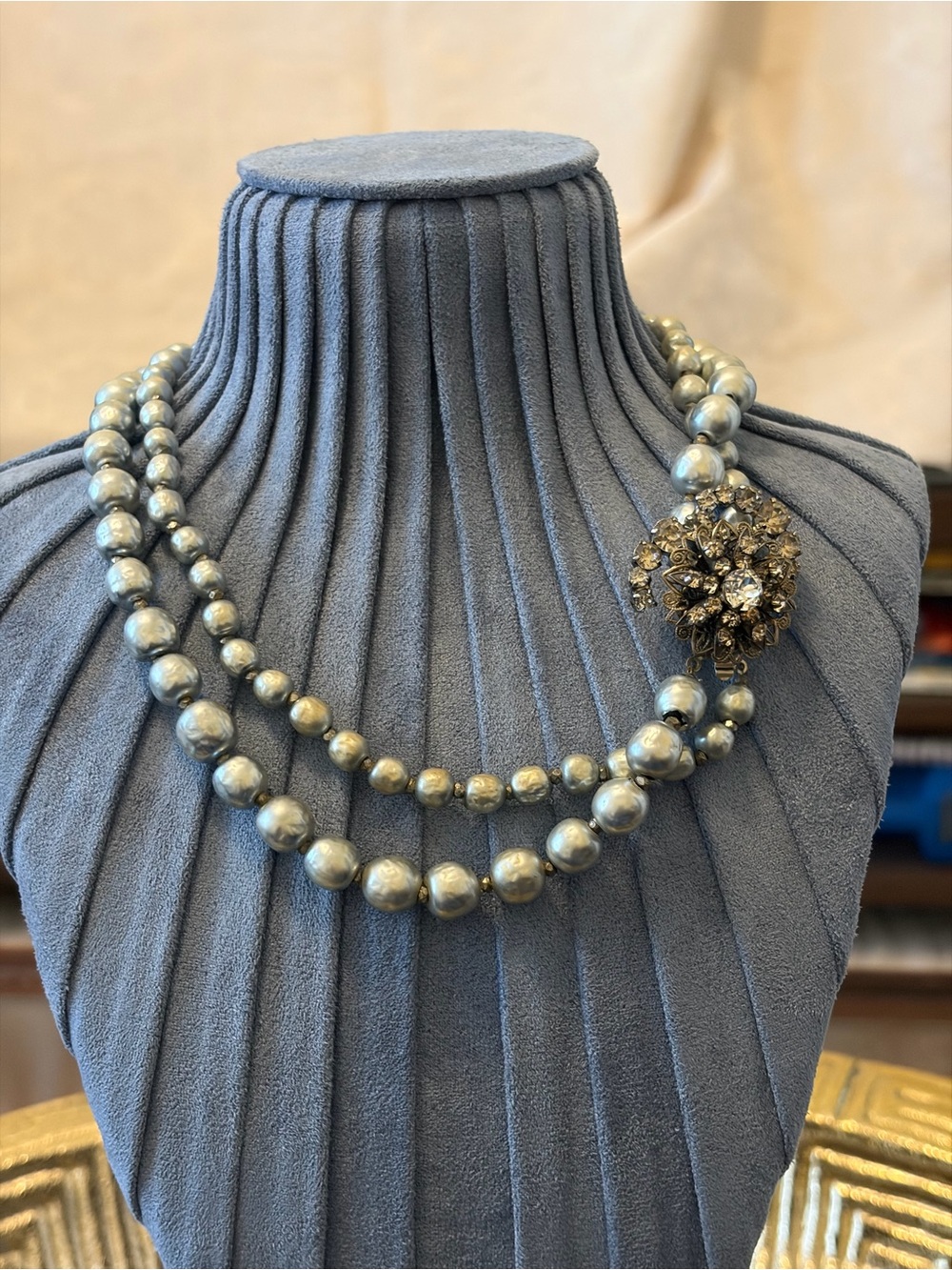 Miriam Haskell signElegant Double-Strand Silver Pearl Necklace with Floral Brooc